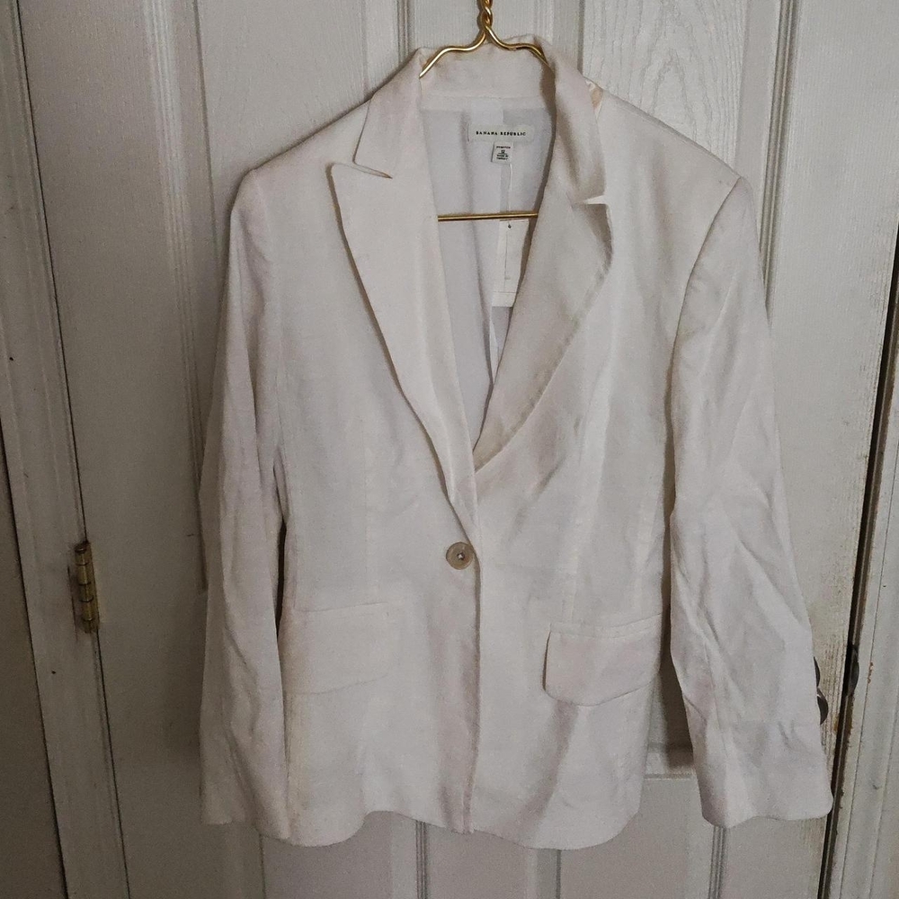 Banana Republic White Blazer